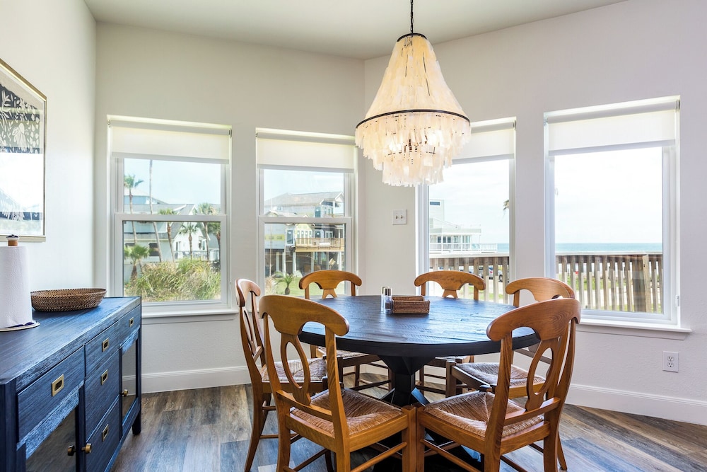 Casa de Mar by Ryson Vacation Rentals