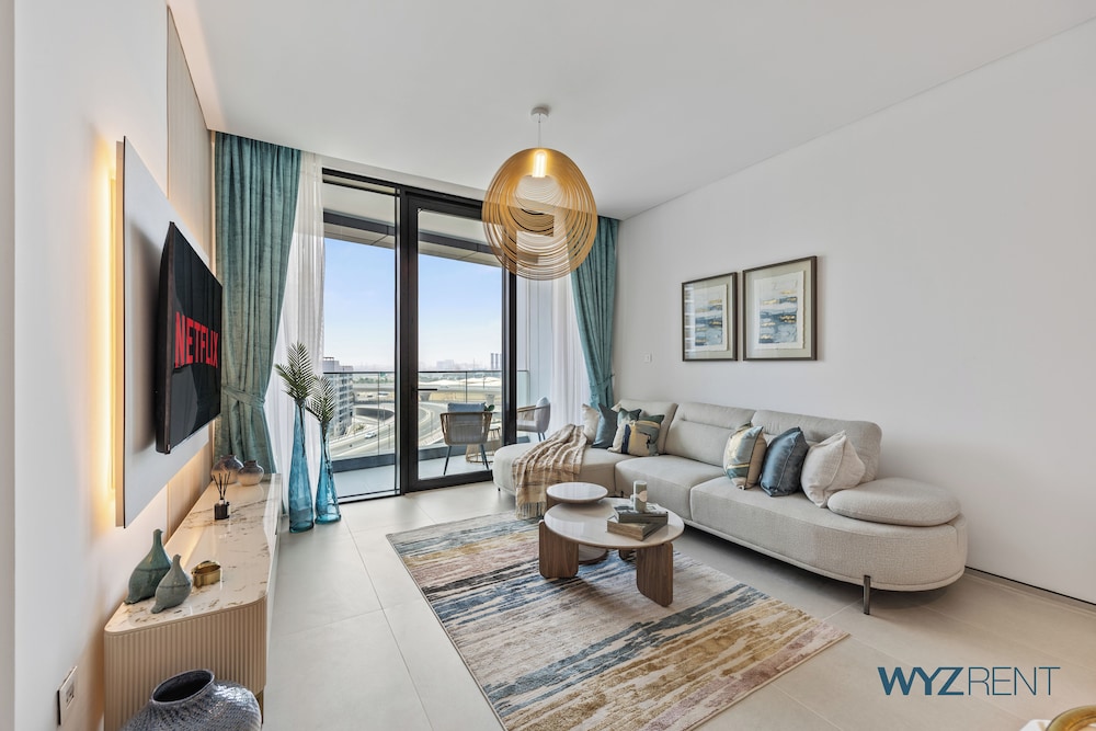 Luxury 1BR Address JBR Beachfront
