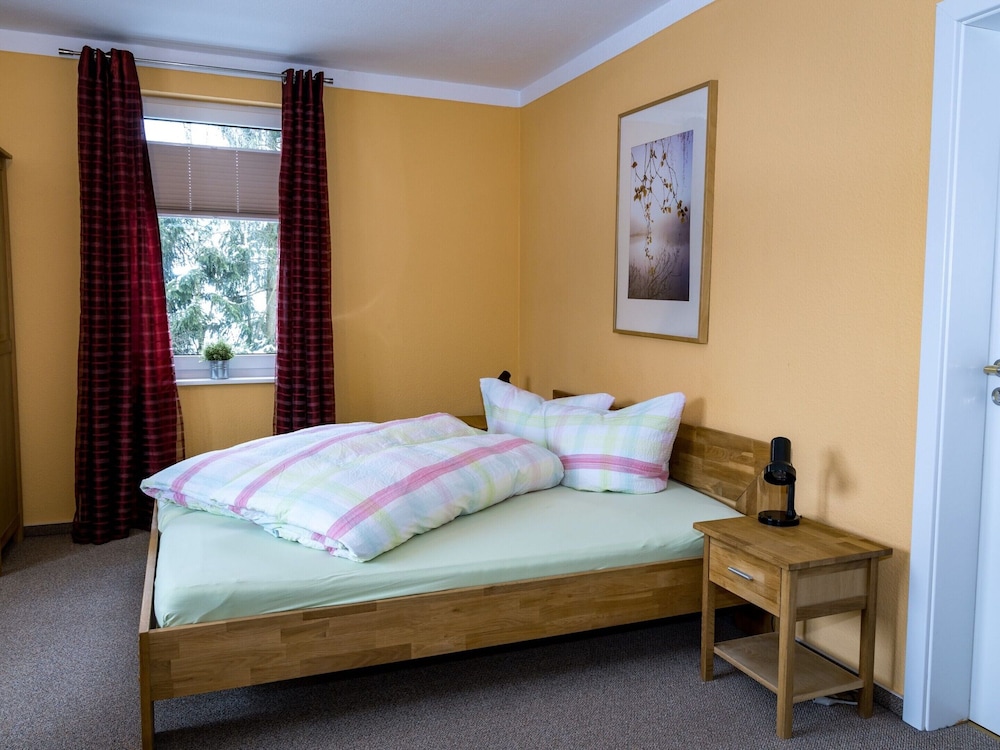 Large Apartment in the Beautiful Sauerland With Garden, Patio and Sauna