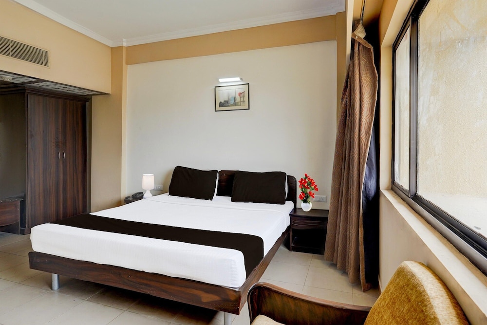 Super Townhouse Koyambedu Royal Plaza