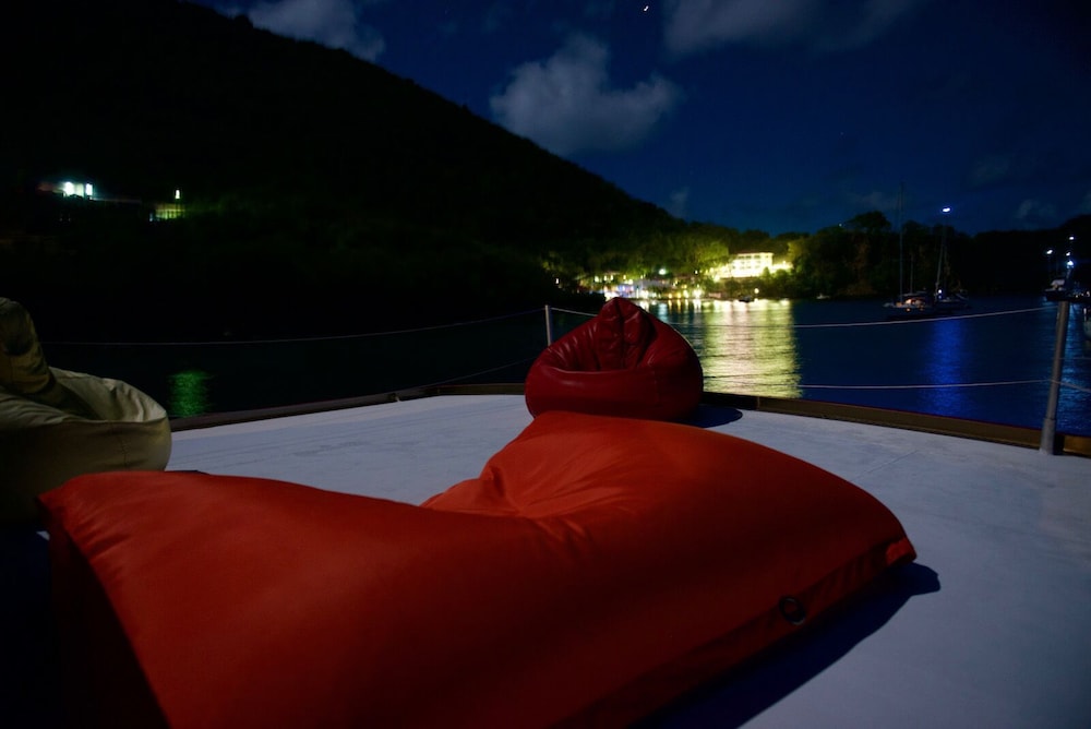 Aqua Lodge