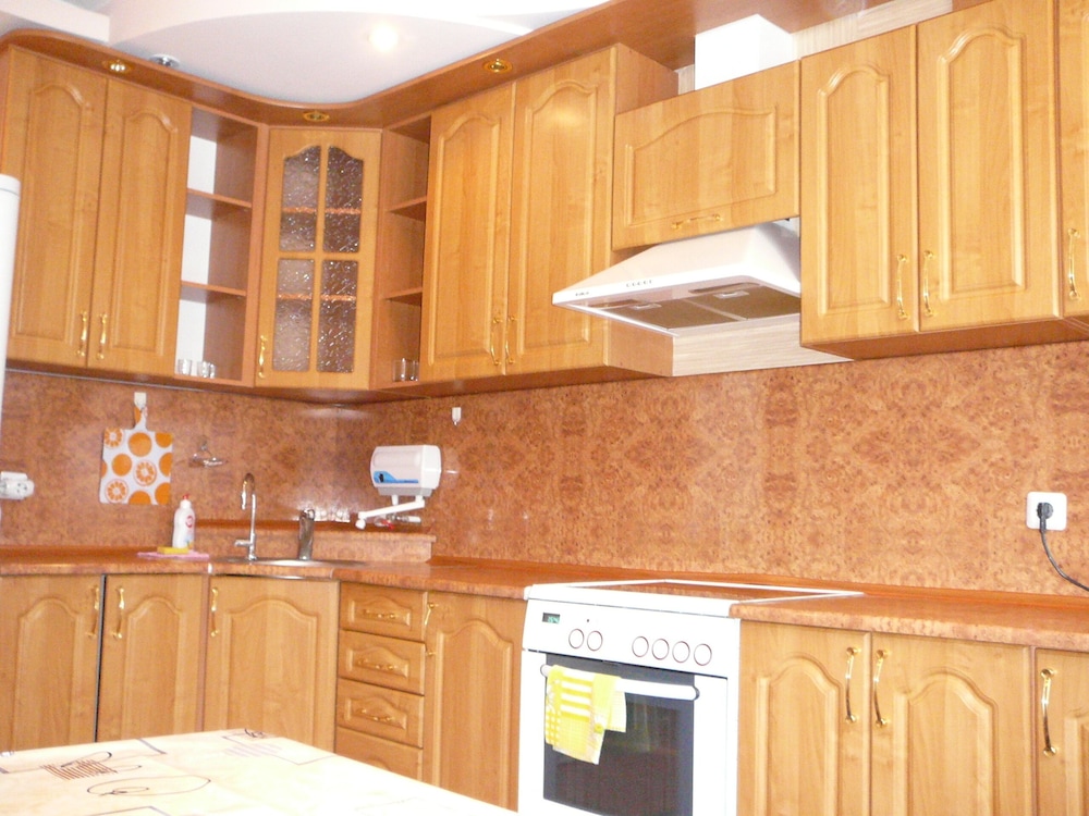 Apartment on Malygina 14 view 4