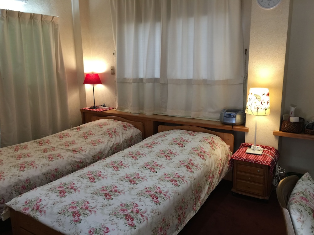 Ladies Inn moTomachi - Caters to Women