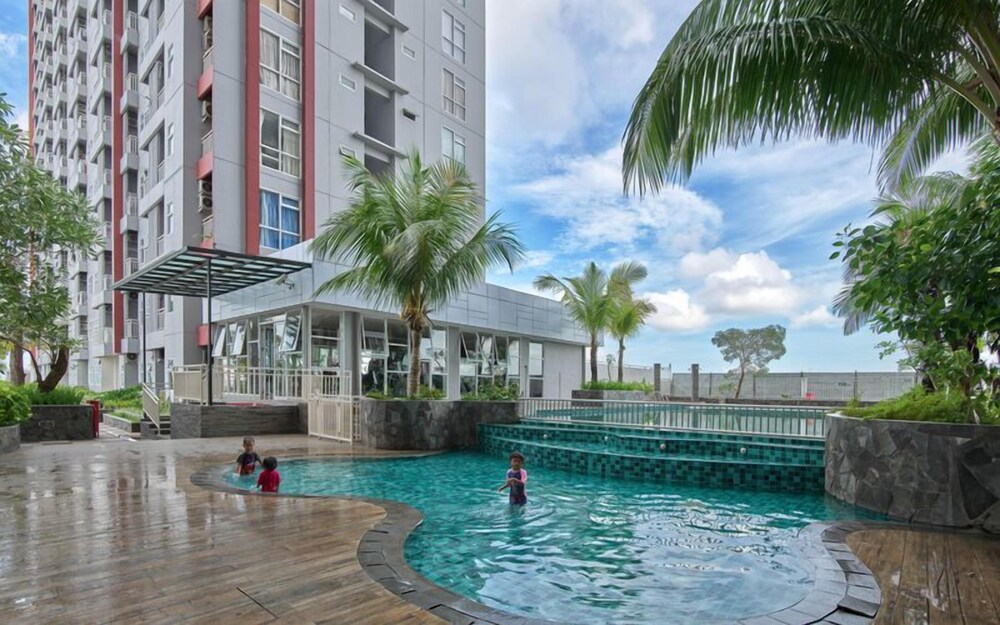 Comfort And Minimalist 1Br Apartment Vida View Makassar