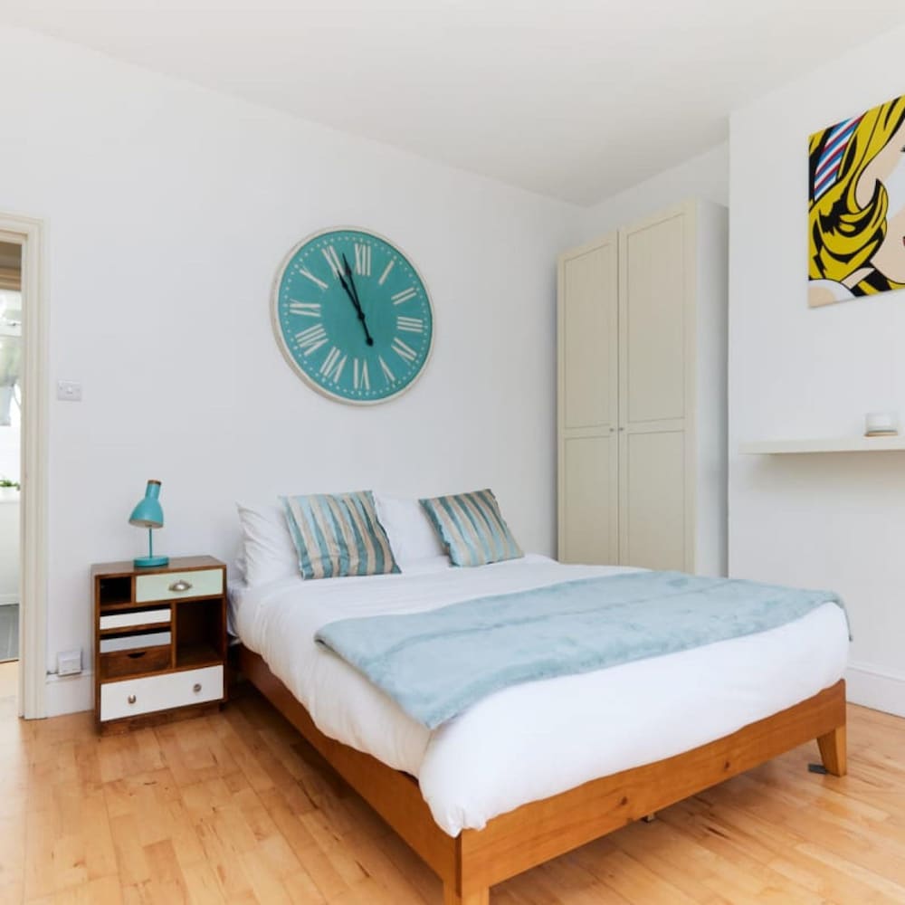 The Putney Hideout - Bright 1bdr Flat