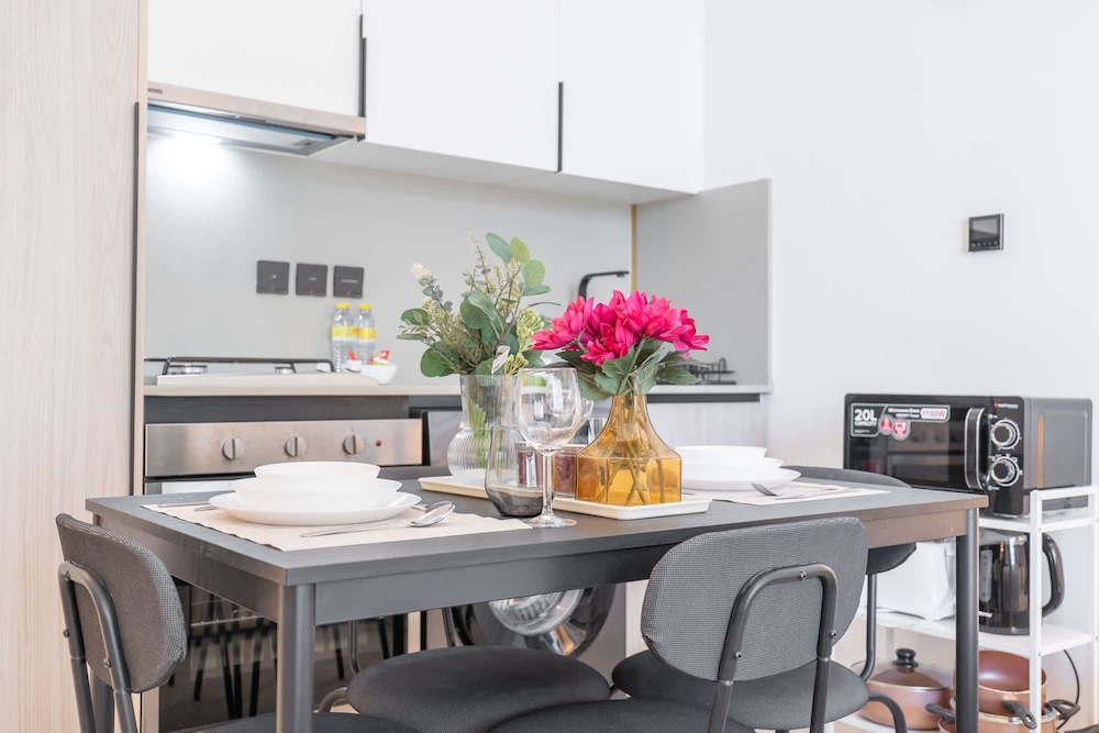 Outstanding Studio in Empire Residence JVC