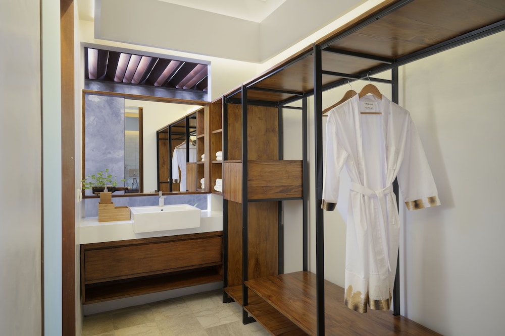The Kemilau Hotel & Villa Canggu Bali 67