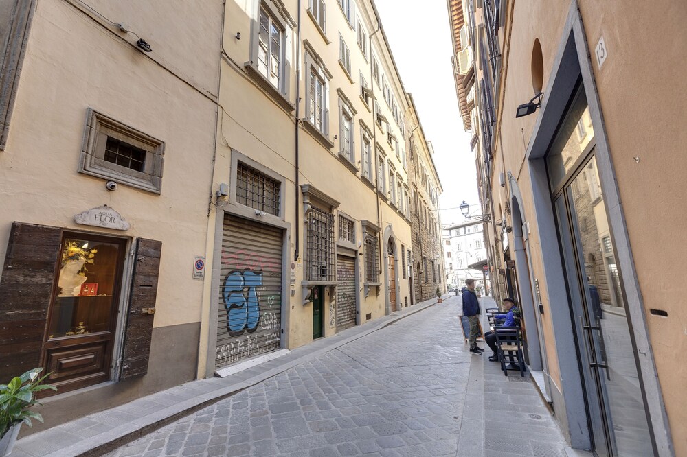 Exceptional and Comfortable for 7 People in the Center of Florence
