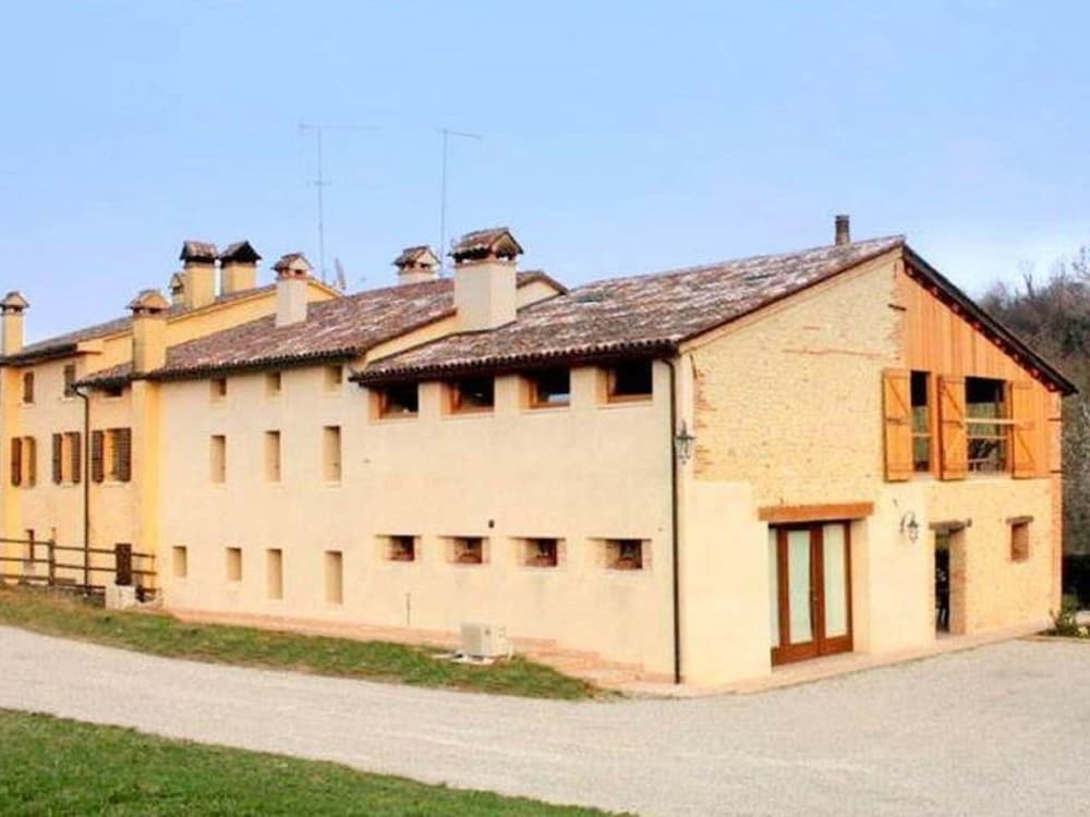 Homely Farmhouse in Pagnano Italy near Forest view 2