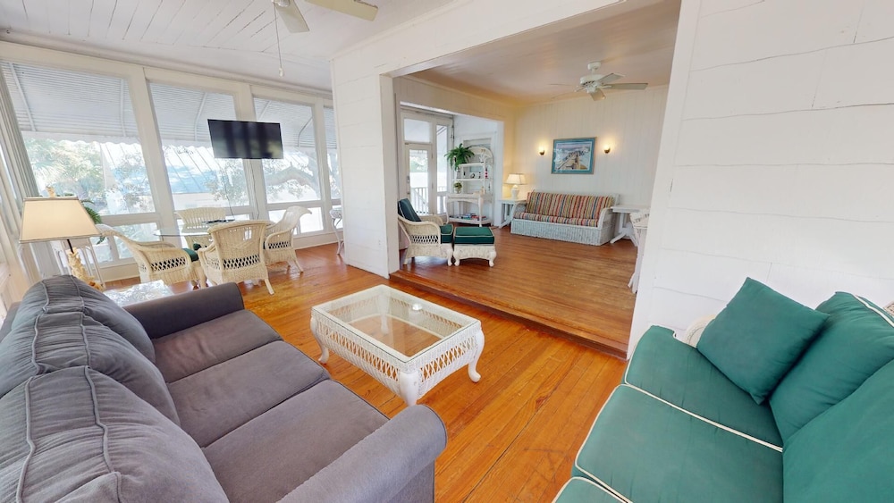 9 Shirley Road by Tybee Vacation Rentals