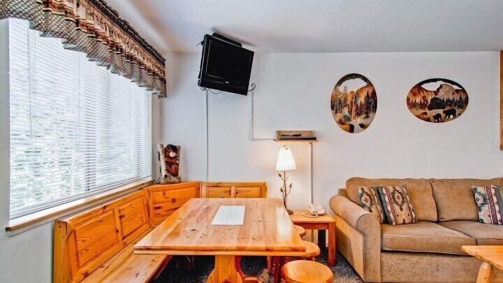 Scenic Wonders Alpine View 2 Bedroom view 5