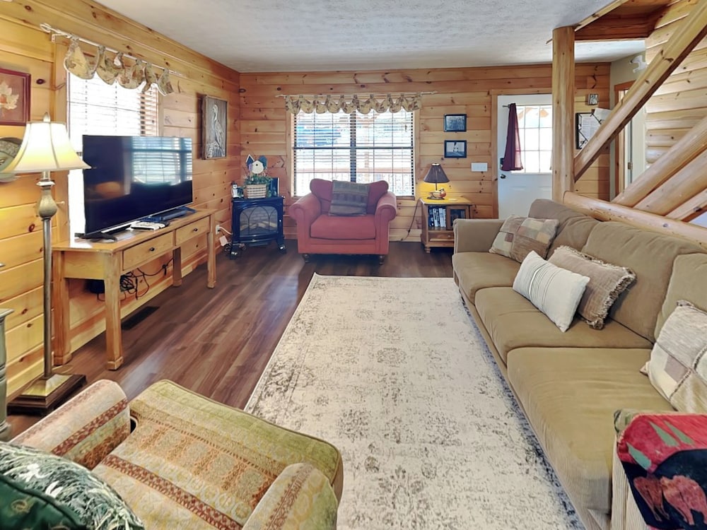 Kajun Kove by Jackson Mountain Rentals