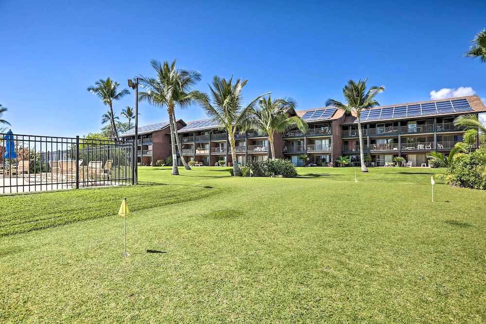 Lush Molokai Island Oasis w/ Private Pool + Beach!