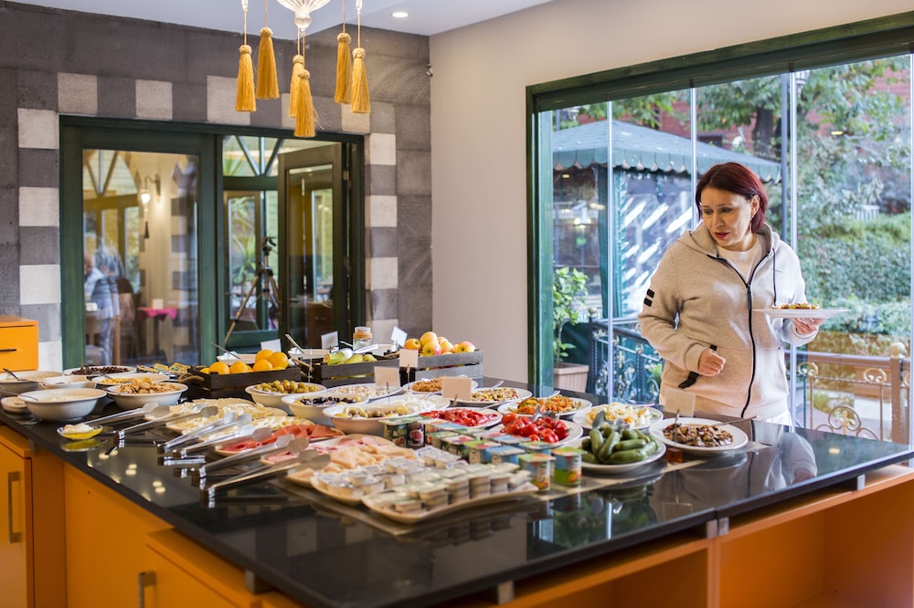 Bahçe Ev Oteli - Özel Sınıf - Image 28