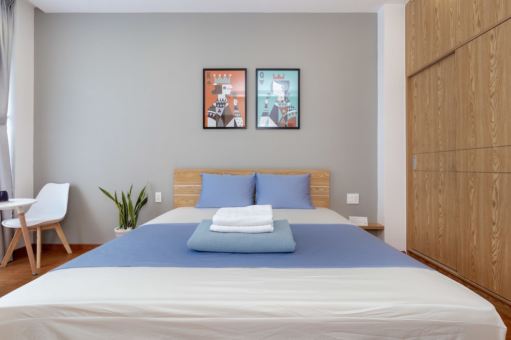 Cozrum Homes Ly Chinh Thang
