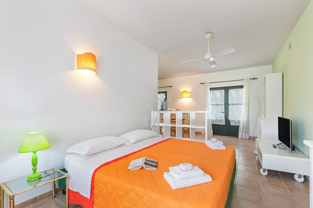 Relaxing Family Podere Delle Rose Pool & Garden
