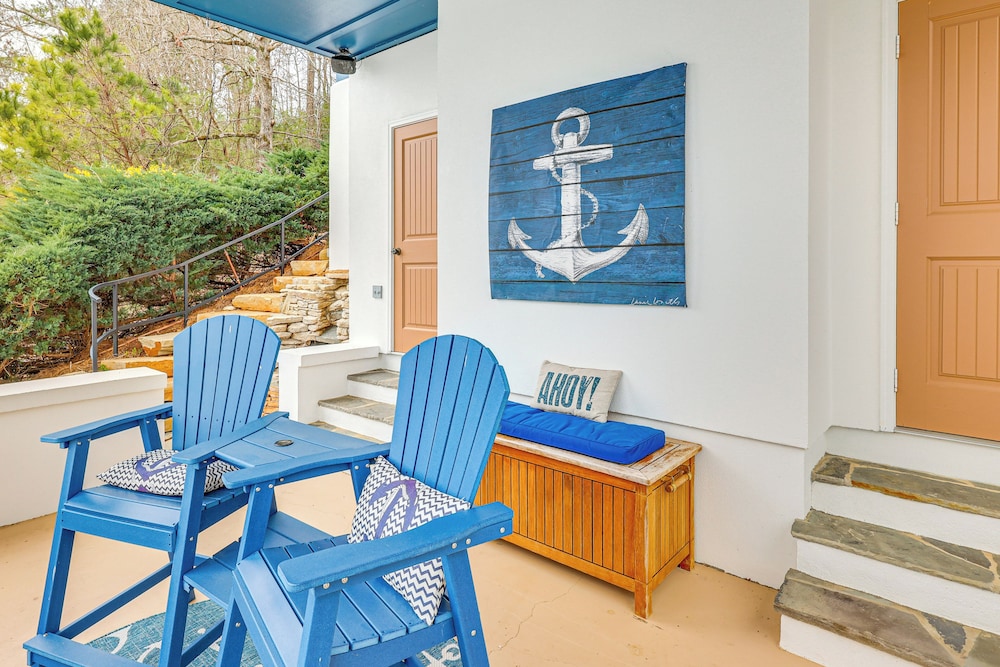 Boat Dock & Stunning Views: Lake Martin Retreat!