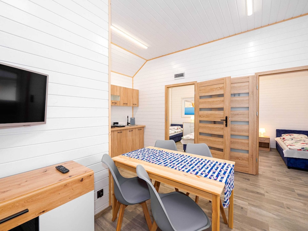 2-bed Holiday Homes With Pool