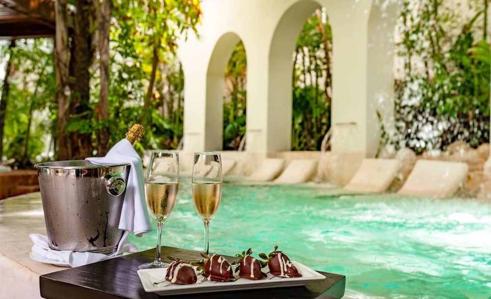 Oasis Palm - All Inclusive
