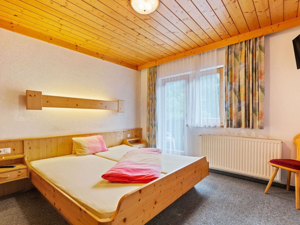 Cozy Apartment in Saalbach-Hinterglemm near Ski Area view 3