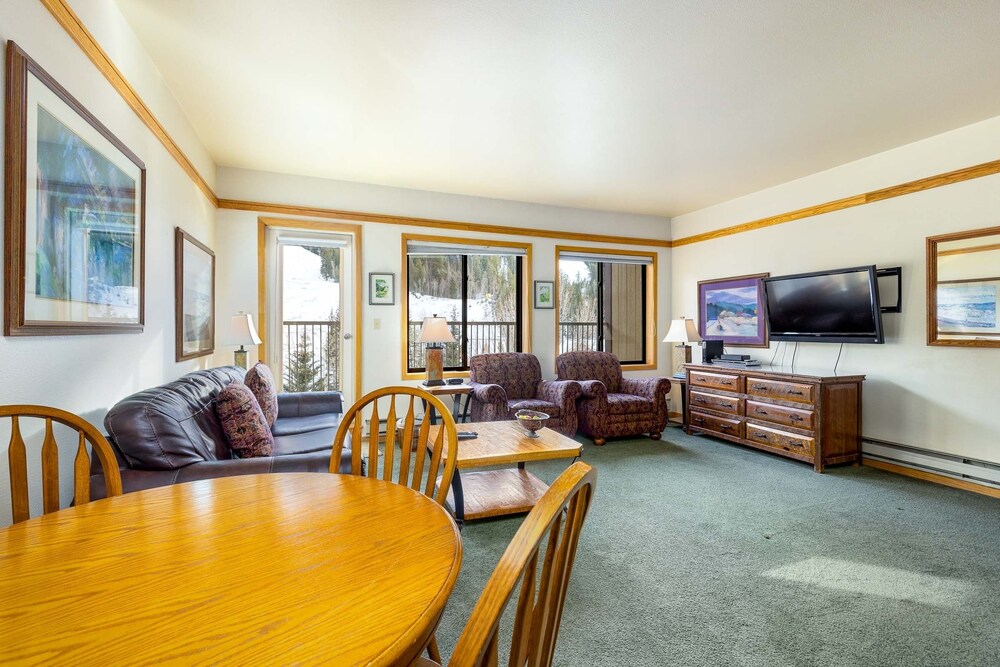Keystone Ski Resort CO - Slopeside Lodging