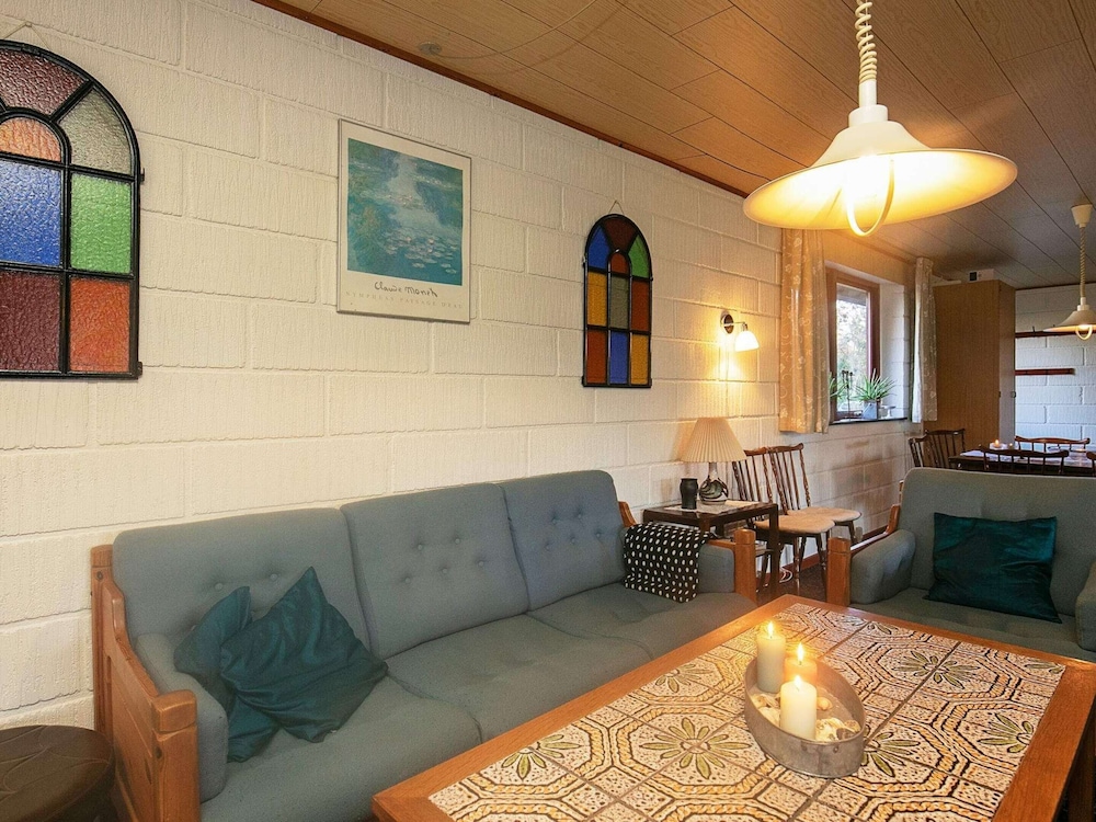 6 Person Holiday Home in Veslos-by Traum