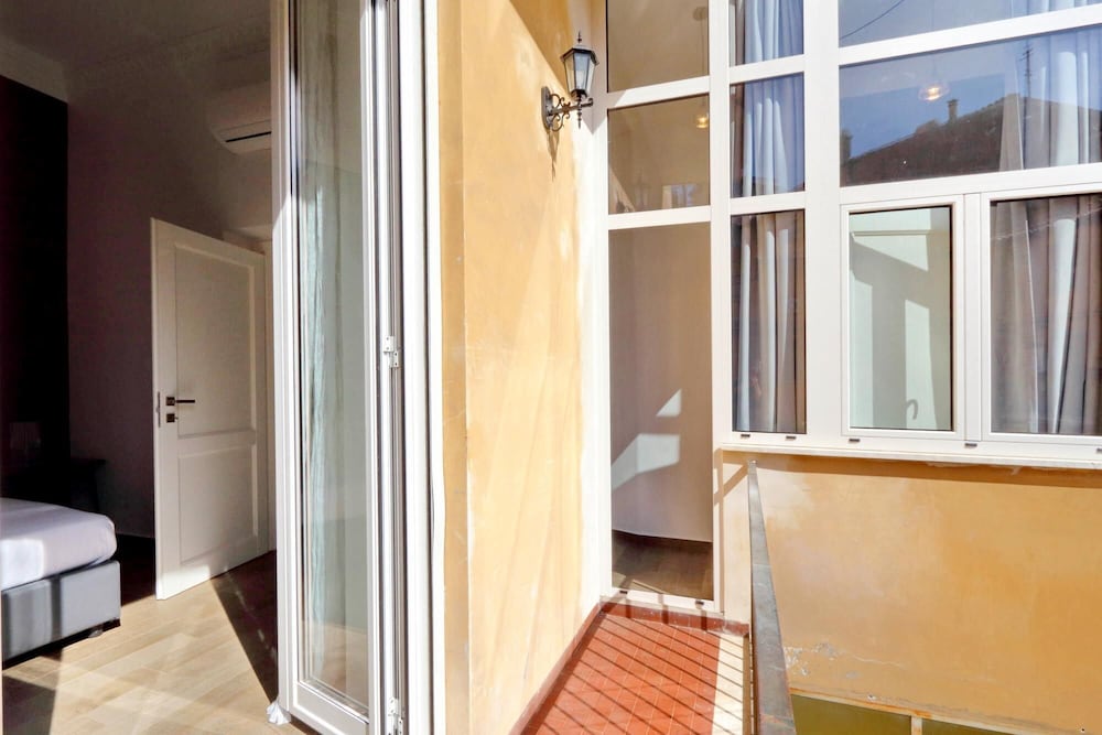 Rm-h501-pale6e2 Monti Apartments - M9