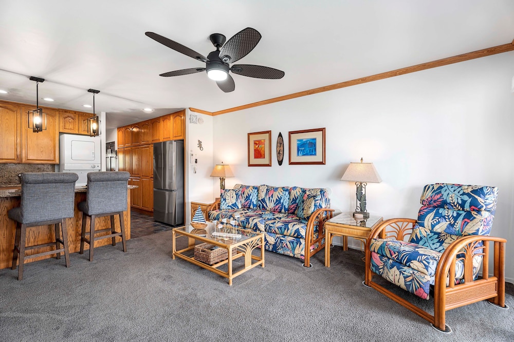 Fully Air-conditioned - Ocean View - Beautifully Renovated- Vrkcv