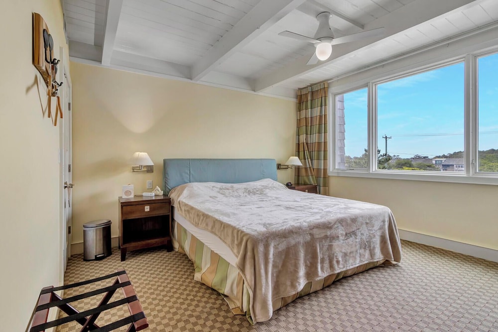 Ocean Drive 26