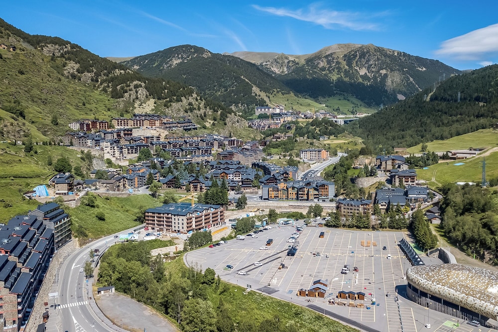Andorra Ski-in Ski-out Tarter Studio