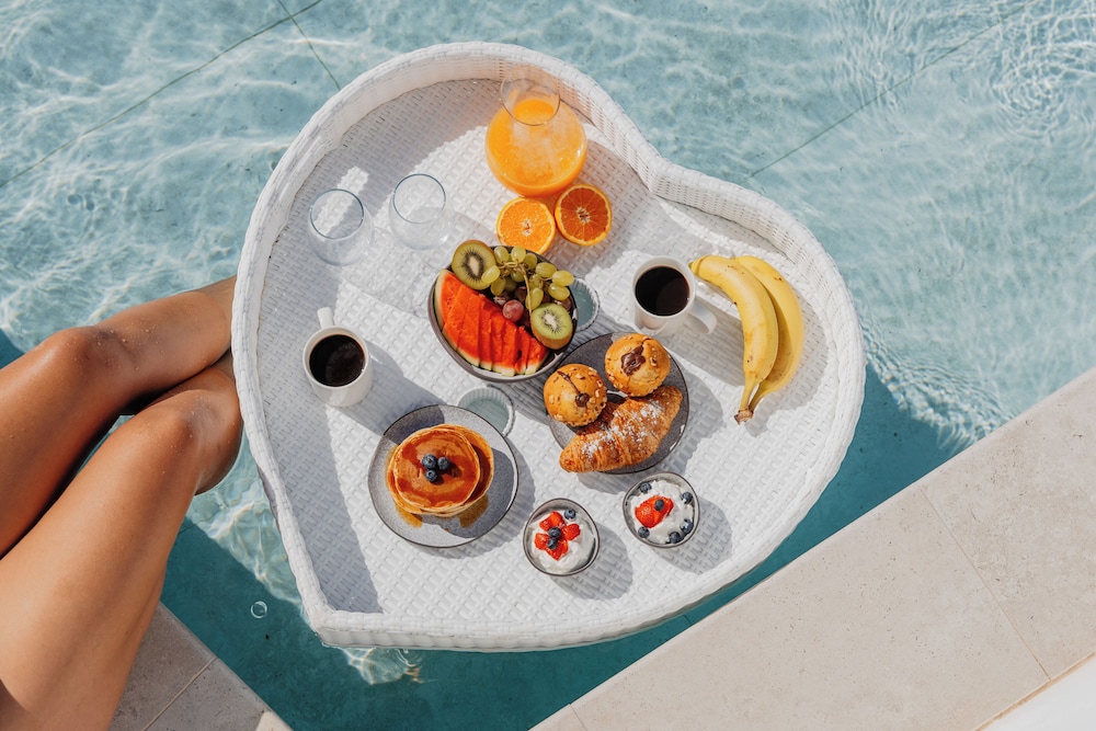 Oliving Mykonos Luxury Suites