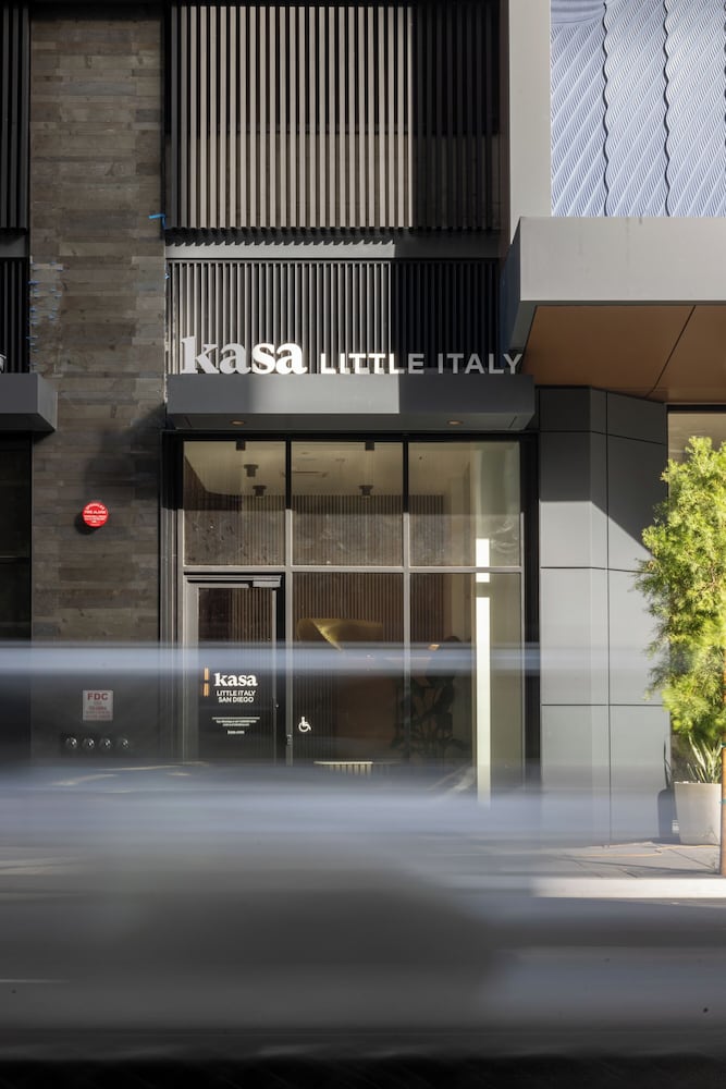 Hotel Kasa Little Italy San Diego - Image 1