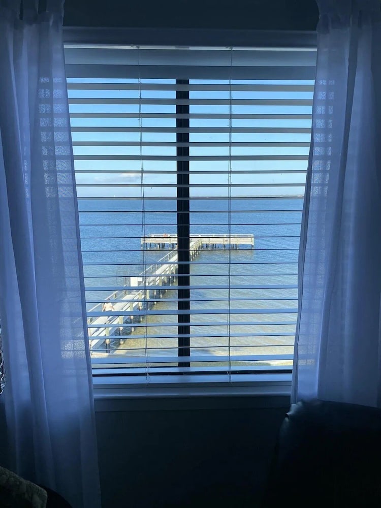 Sound Life 1 Bedroom Condo