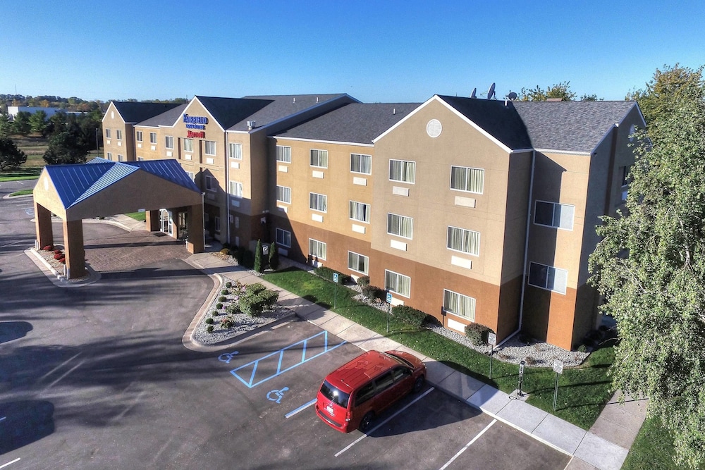 Mount Pleasant Vacations - Fairfield by Marriott Mt Pleasant - Property Image 17