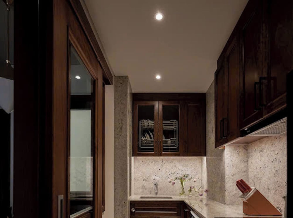 Sunflower Apartment - Suite by THC Group