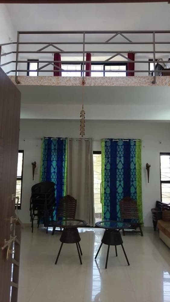Walnut Villa