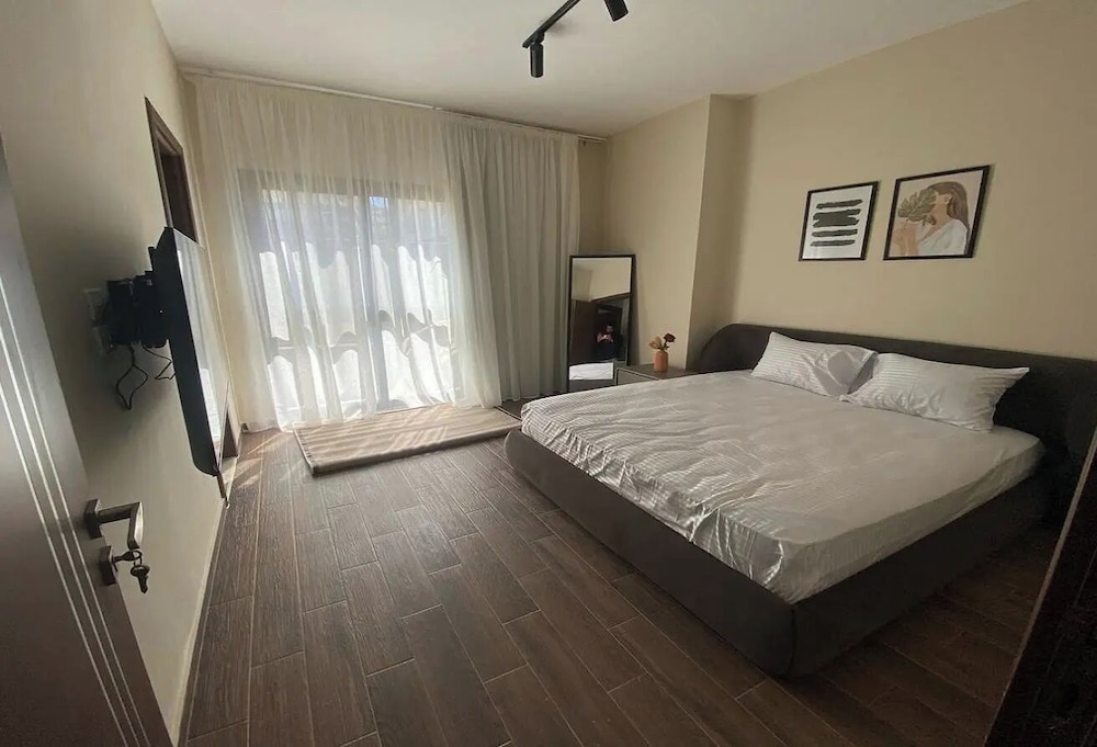 Happy Apartment Hotel