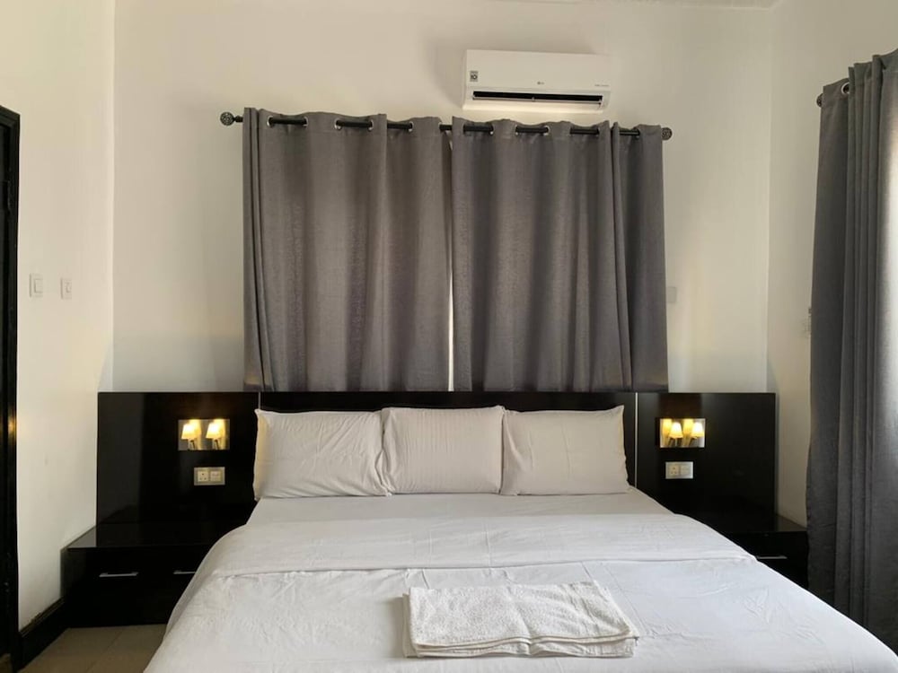 3 Bed Apartment at a Central Location