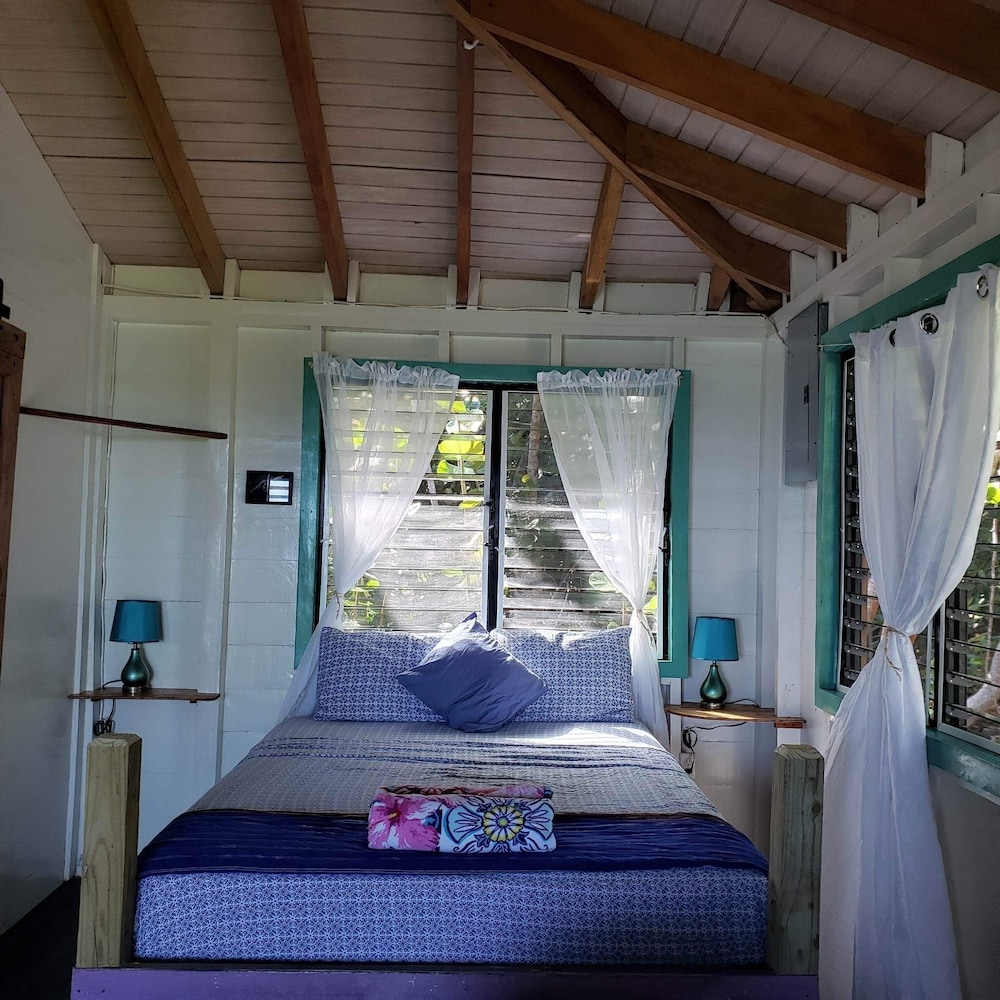 Finca Beachfront Tree house