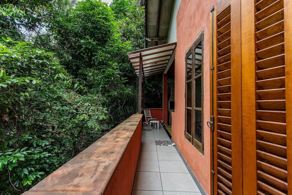 Casa Iporanga view 3
