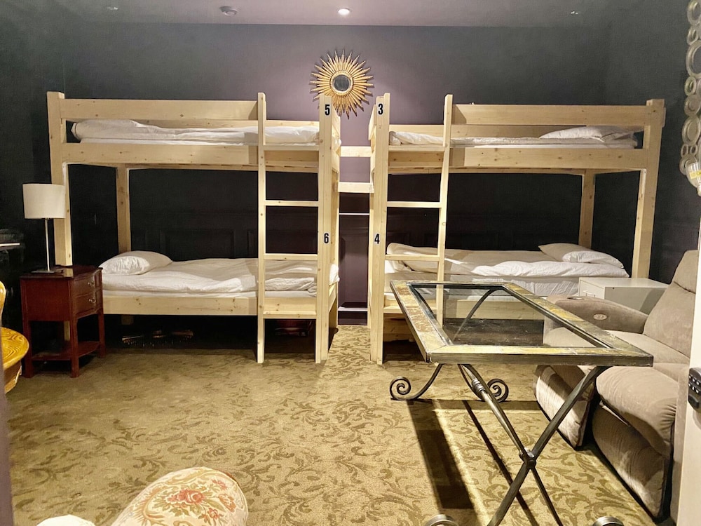 Vancouver Luxury Guest House