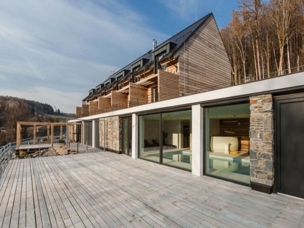 Tranquil Villa With Nature Access