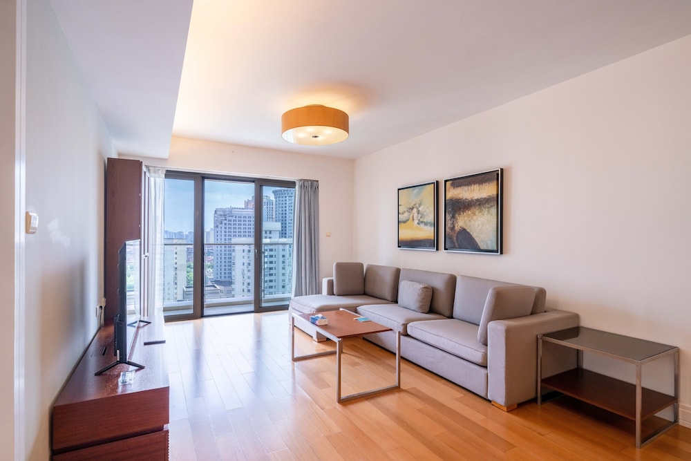 Tyms Stylish 2BR 1BA Apt Xujiahui Metro