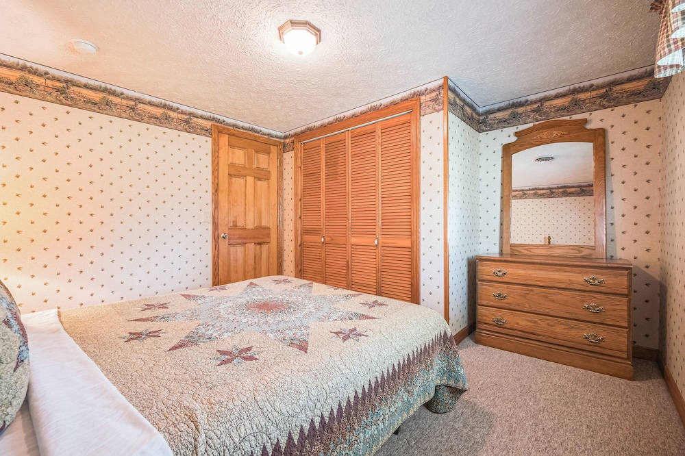 Panoramic Paradise - Best View Of Seneca Rocks 3 Bedroom Cottage view 3