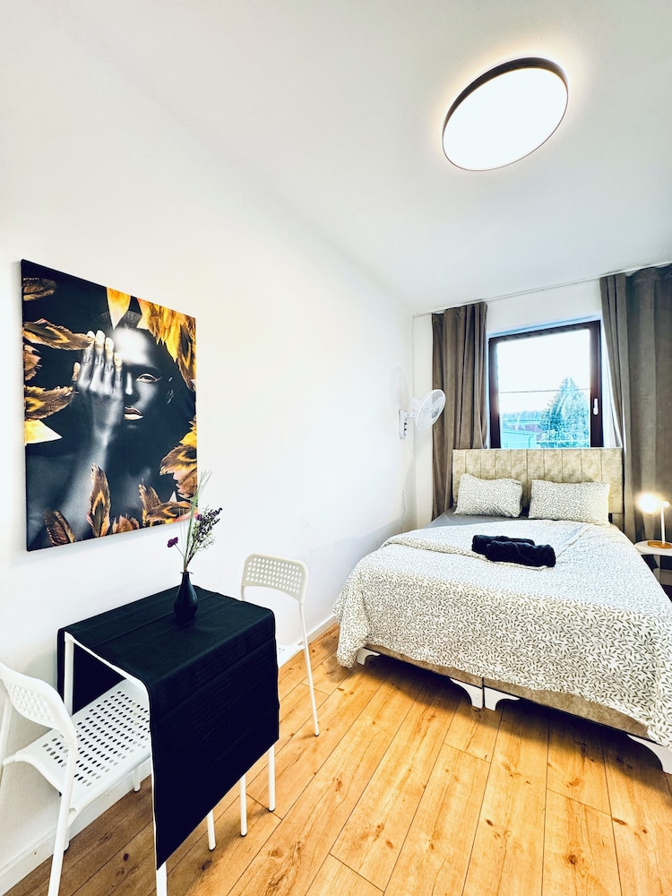 Central 8BR Stay with Garden and Terrace