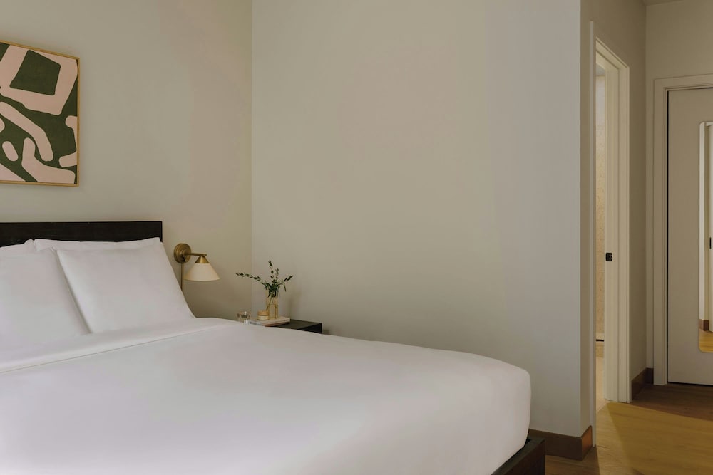 Sonder by Marriott Bonvoy Onterie Apartments Magnificent Mile