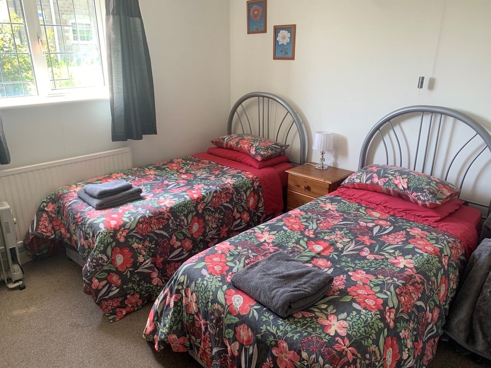Chippenham Vacations - Wayside BB - Property Image 10