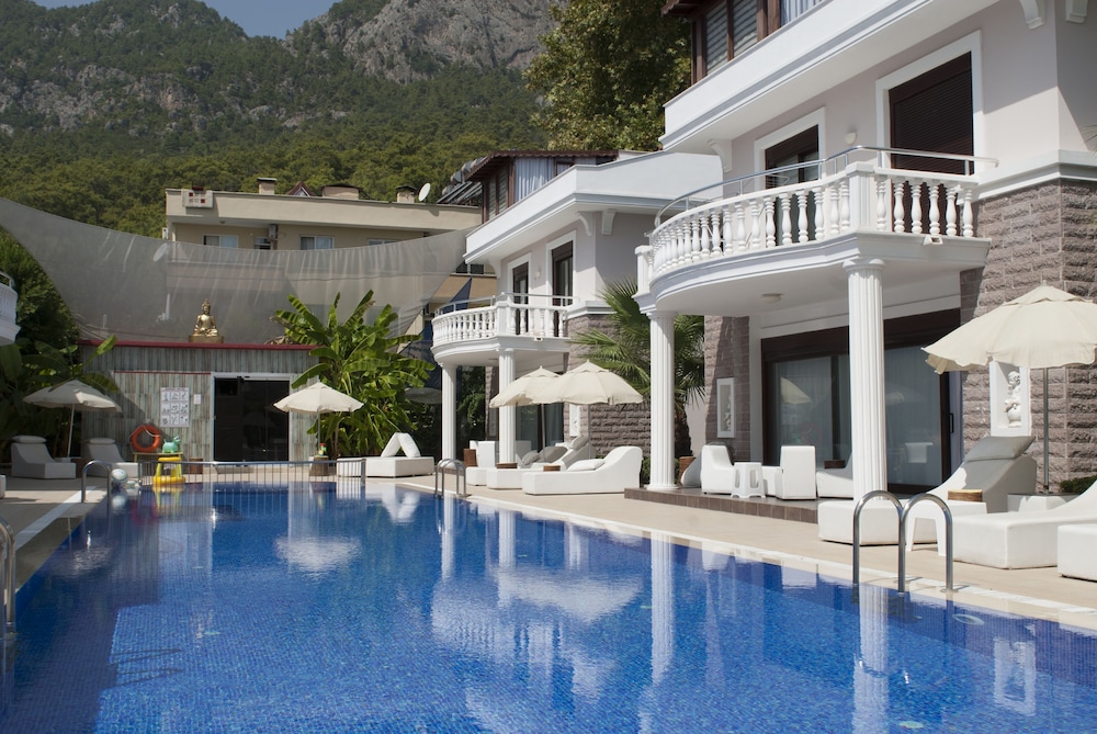 Bamont Villas