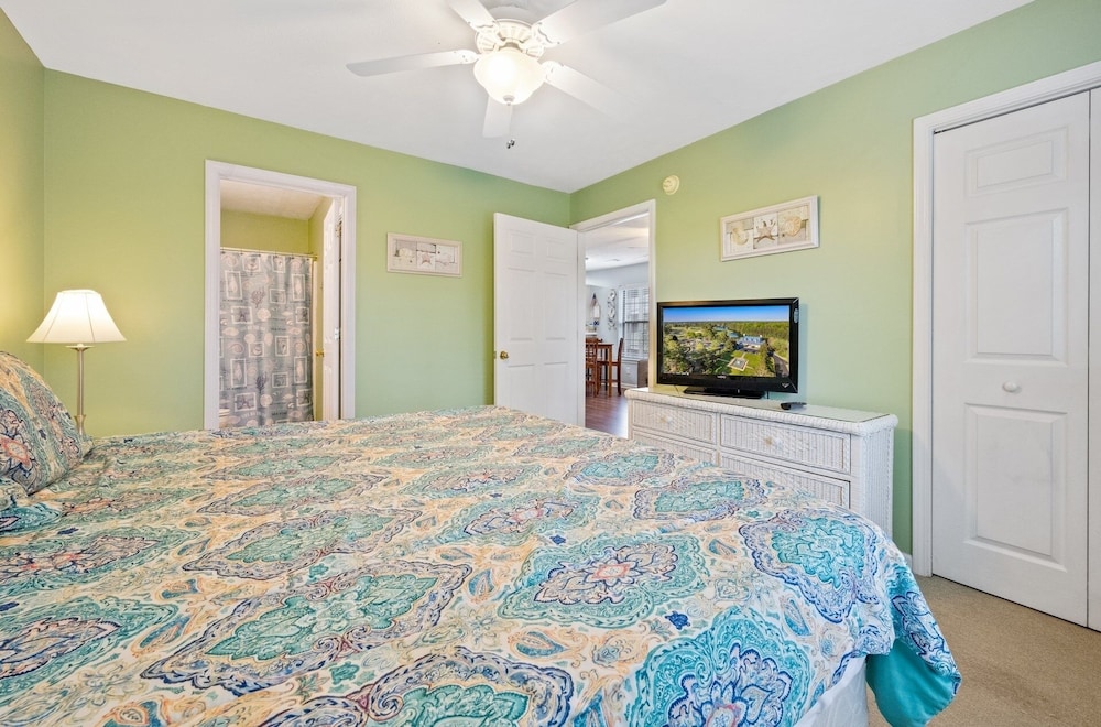 53c Tee To Sea 2 Bedroom Condo