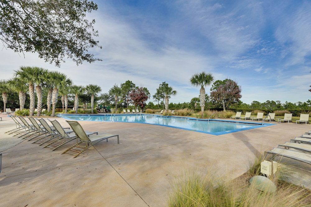 Port St Joe Home w/ Beach & Boardwalk Access!